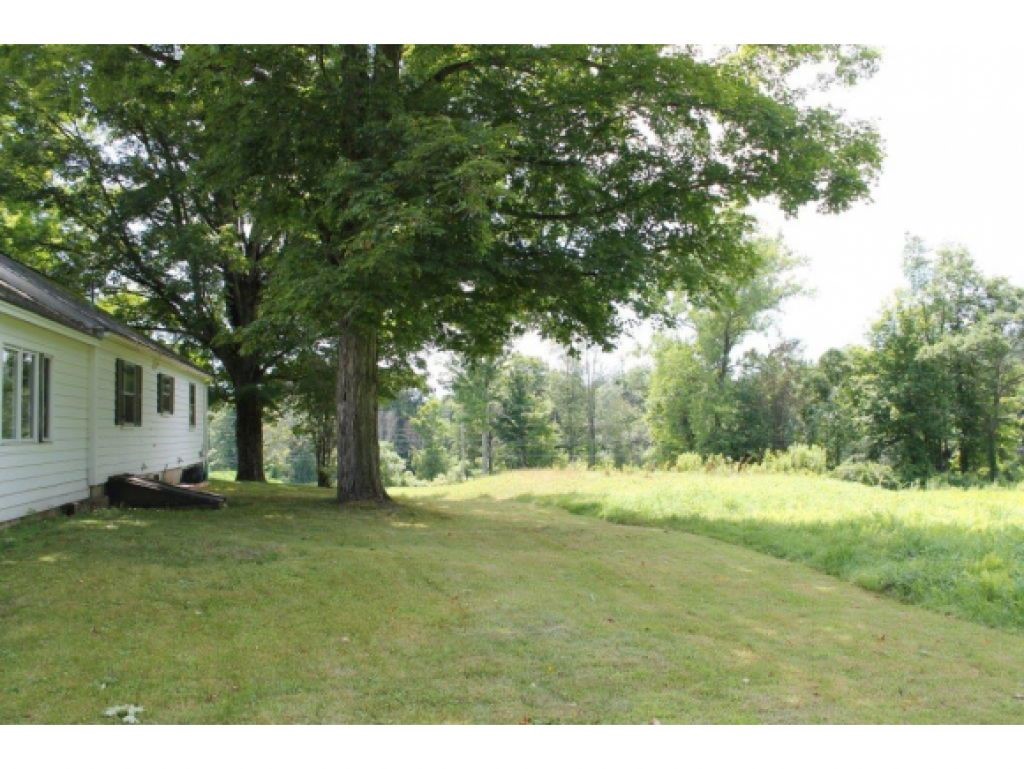 250 Meetinghouse Road Walpole, NH 03608 - Photo 2 of 8