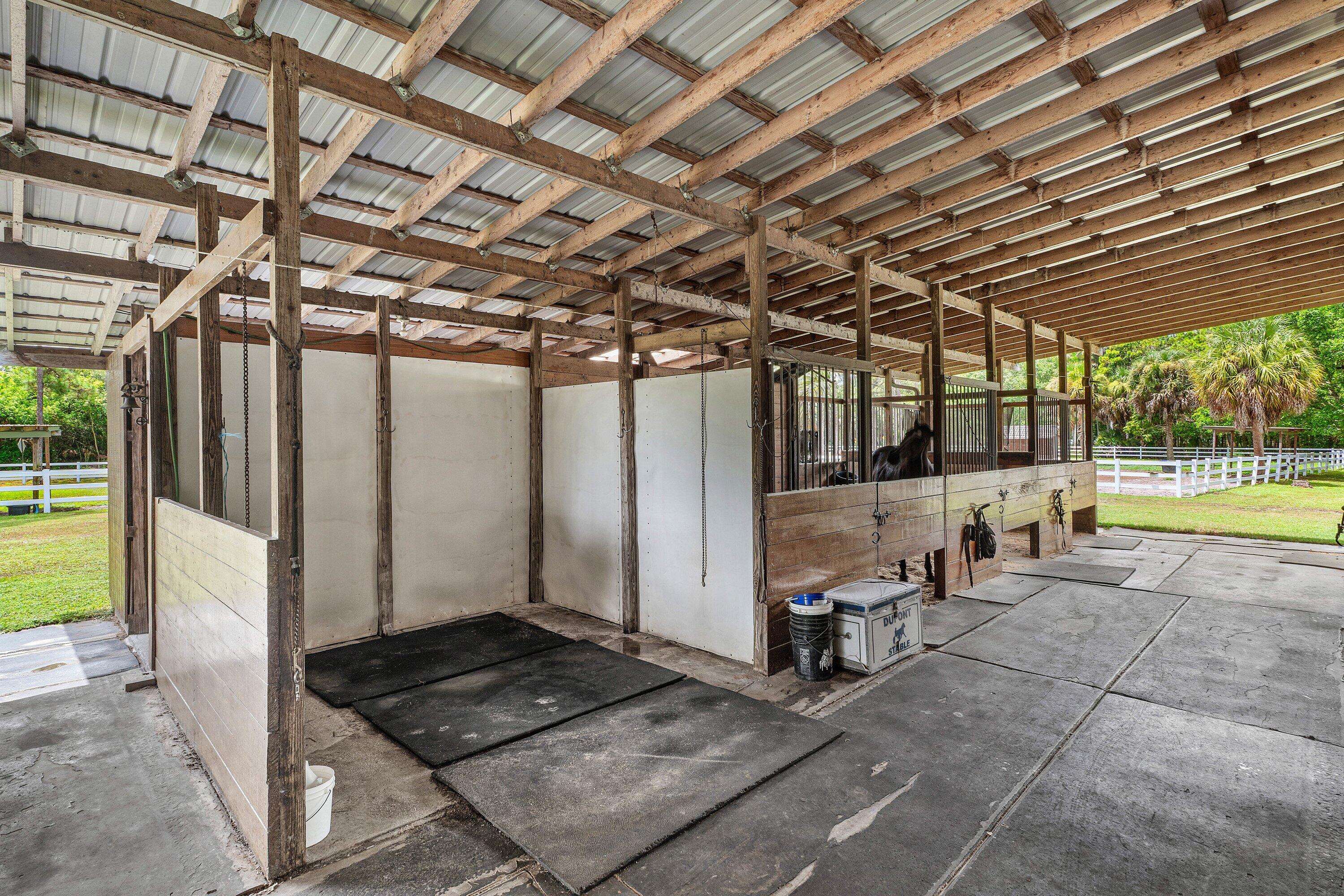 2749 A Road Loxahatchee, FL 33470 - Photo 51 of 66 046-2749ARoad-LoxahatcheeGroves-FL-33470