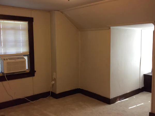 $215,000 | 318 Fenwick Avenue, Salem, NJ 08079