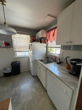 $215,000 | 318 Fenwick Avenue, Salem, NJ 08079