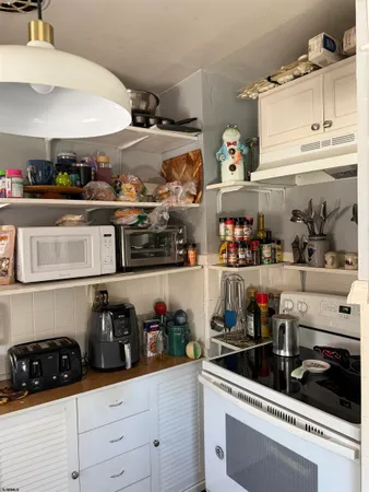 $215,000 | 318 Fenwick Avenue, Salem, NJ 08079