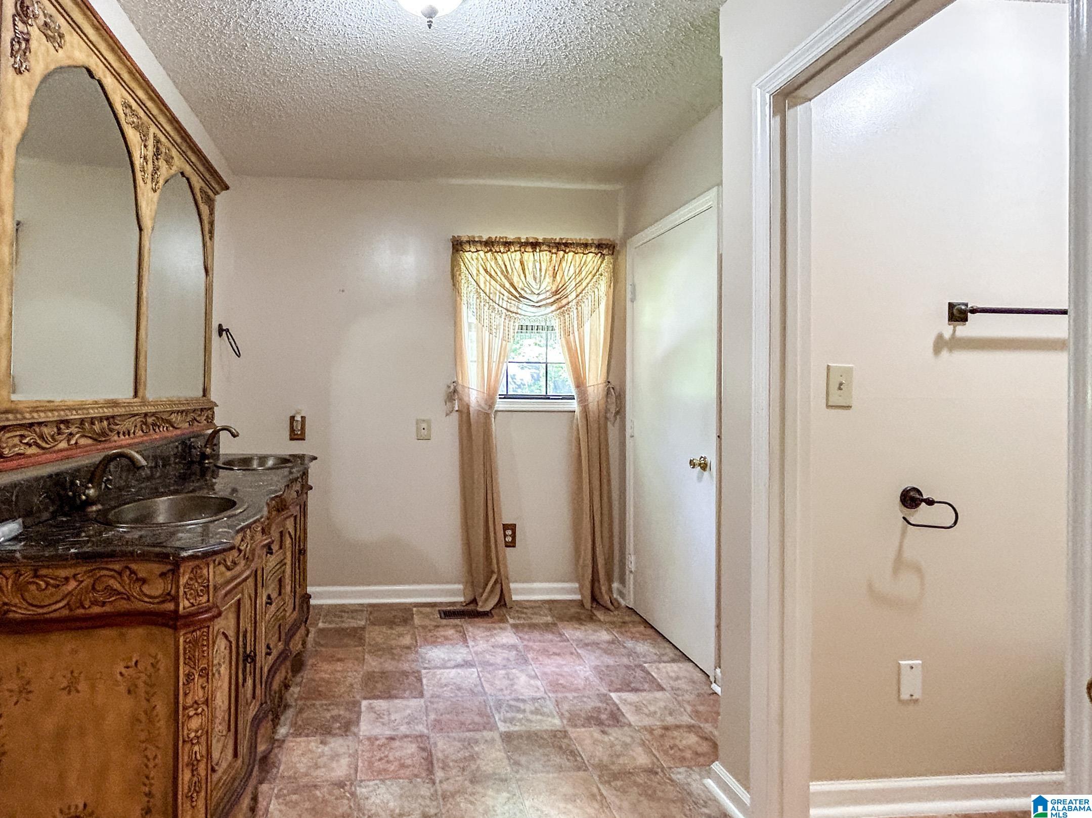 281 Stephenson Road Jasper, AL 35503 - Photo 8 of 27