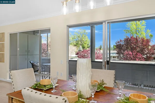 $329,950 | 1549 Oakmont Drive, Unit 12, Walnut Creek, CA 94595