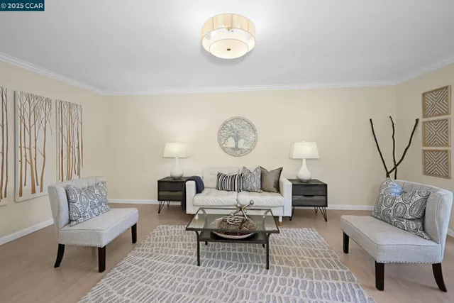 $329,950 | 1549 Oakmont Drive, Unit 12, Walnut Creek, CA 94595