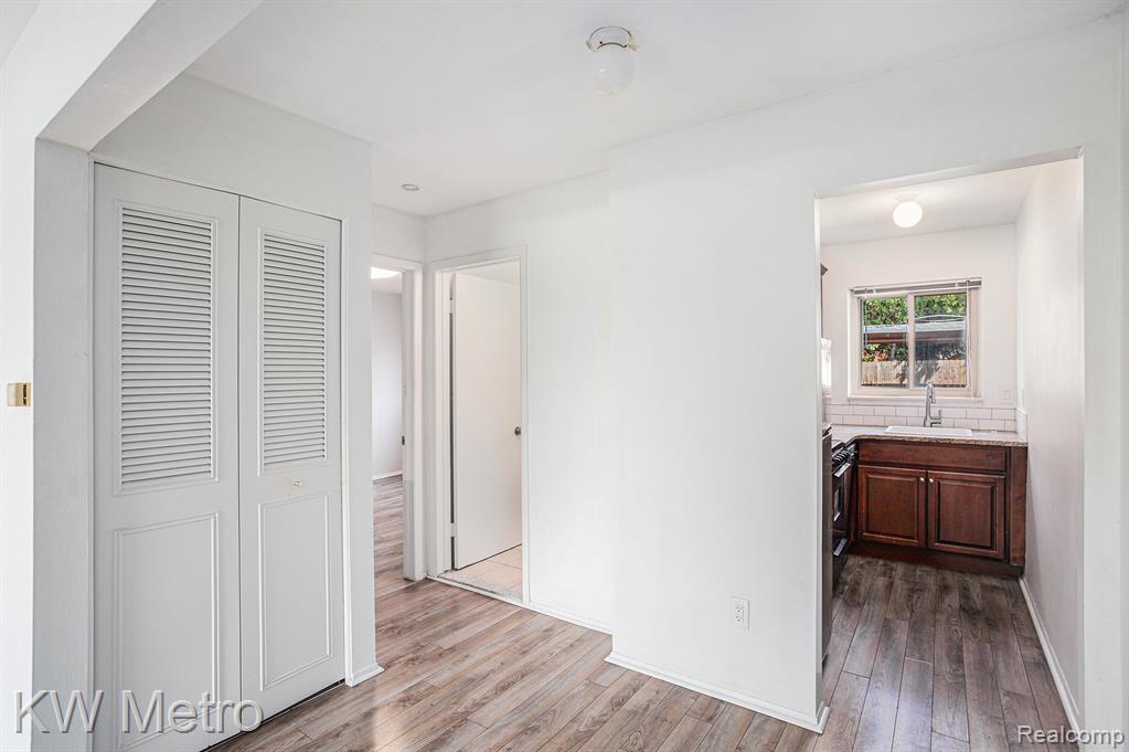 2859 East Maple Road, Unit 3 Birmingham, MI 48009 - Photo 5 of 15
