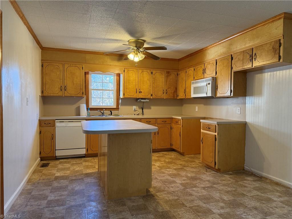2282 Old Pipers Gap Road Cana, VA 24317 - Photo 16 of 38