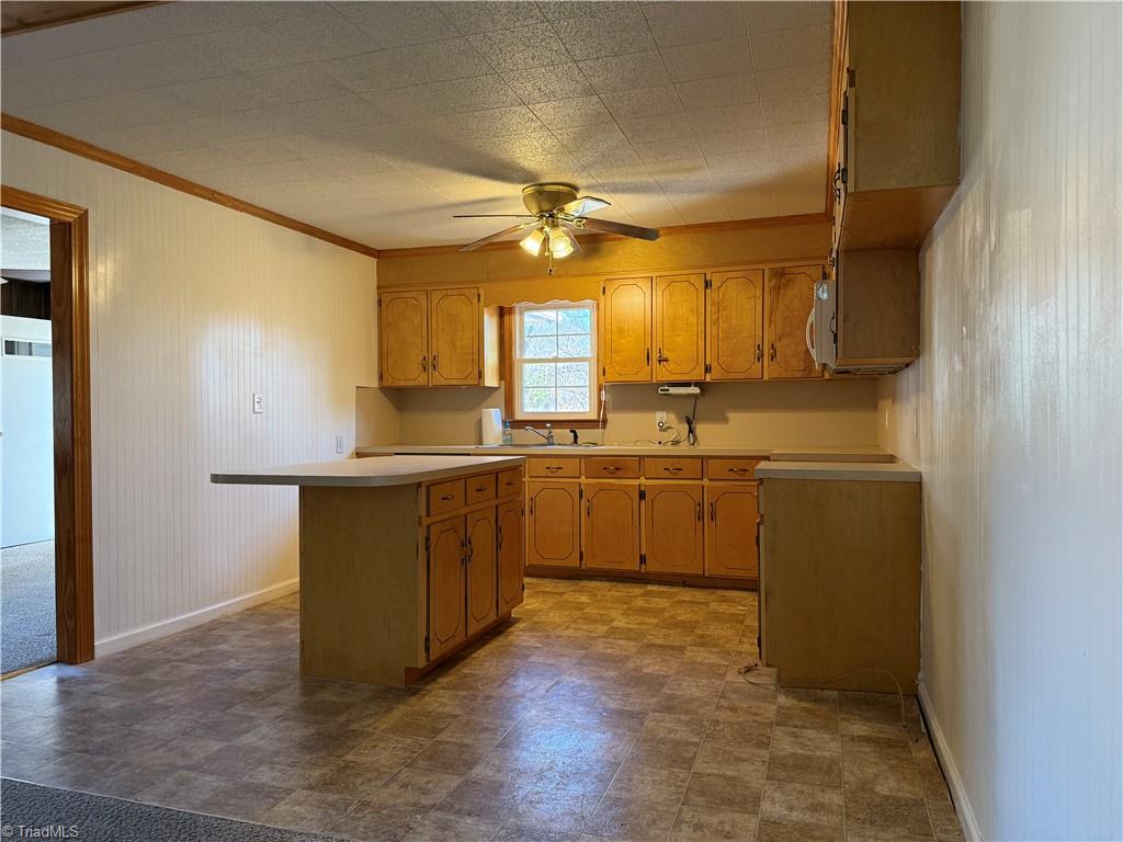 2282 Old Pipers Gap Road Cana, VA 24317 - Photo 17 of 38