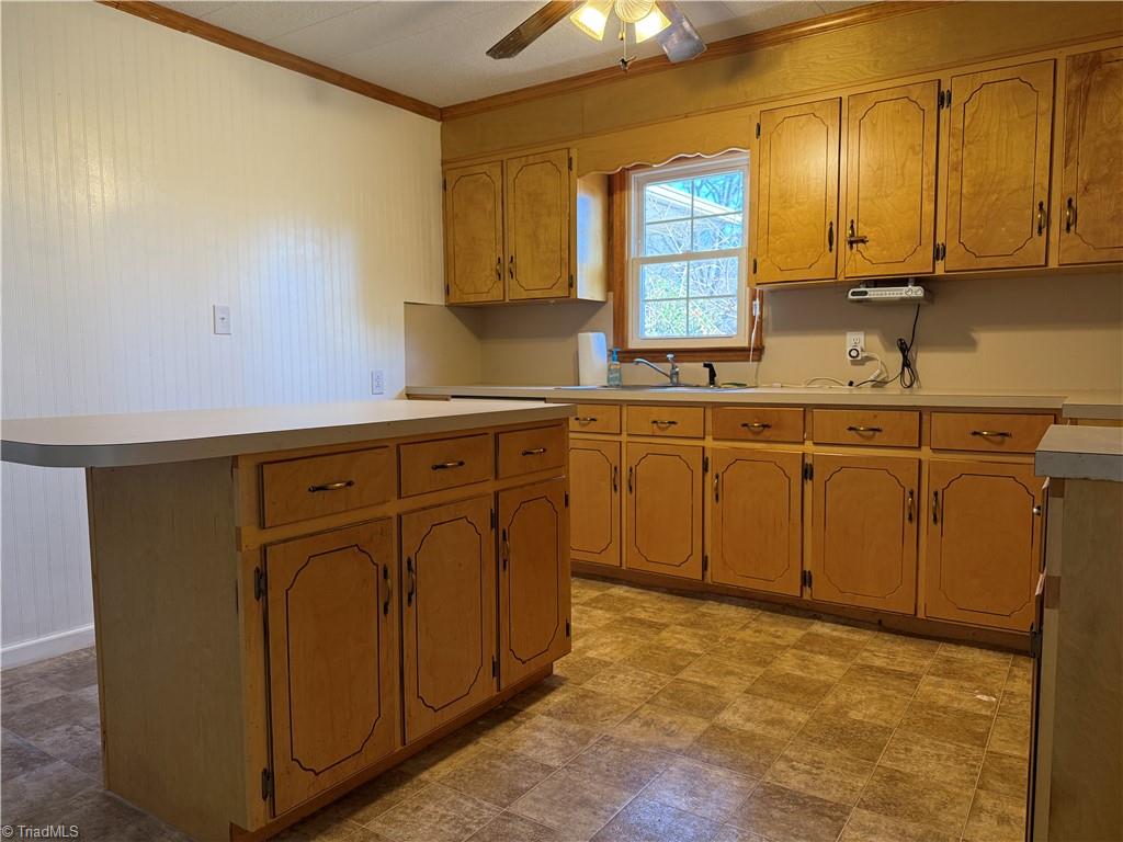 2282 Old Pipers Gap Road Cana, VA 24317 - Photo 18 of 38