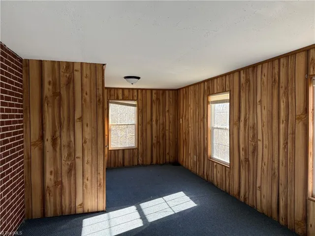 $235,000 | 2282 Old Pipers Gap Road, Cana, VA 24317