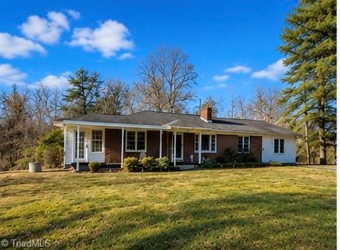 2282 Old Pipers Gap Road Cana, VA 24317 - Photo 3 of 38