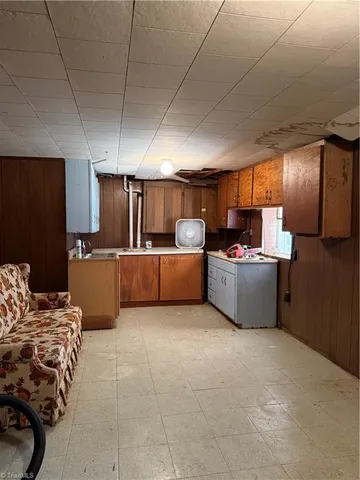 $235,000 | 2282 Old Pipers Gap Road, Cana, VA 24317