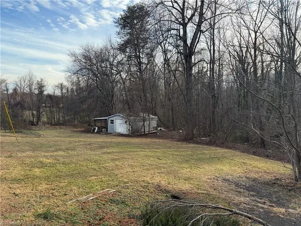 $225,000 | 2282 Old Pipers Gap Road, Cana, VA 24317