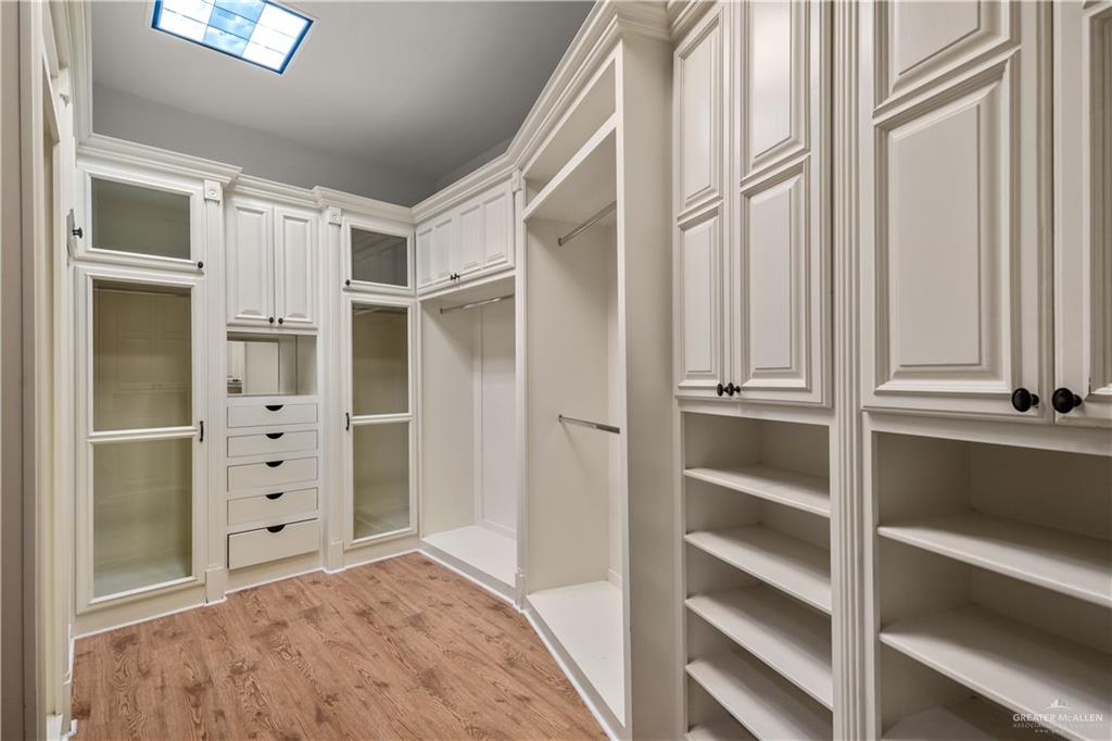 4405 South "H" Street McAllen, TX 78503 - Photo 15 of 33 a view of an empty walk in closet