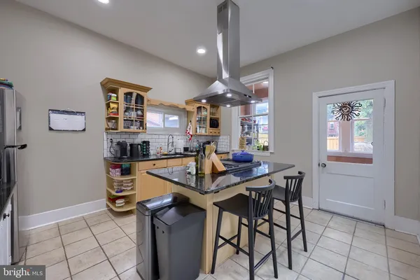 $274,900 | 258 Herr Street, Harrisburg, PA 17102