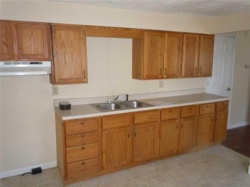 506 East 4th St Road Seymour, IN 47274 - Photo 6 of 10 Gallery Image 6