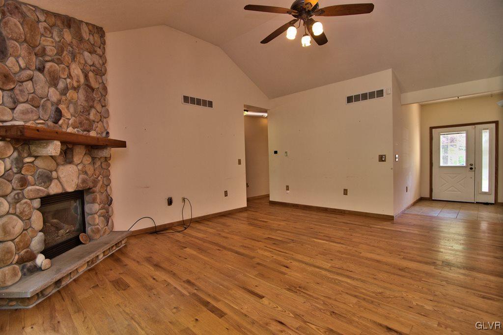 192 Chetco Road Albrightsville, PA 18210 - Photo 4 of 46 Step through the tiled foyer to the open living ro