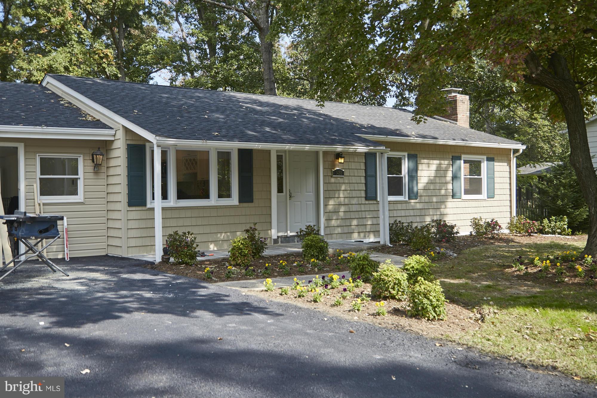 1488 Long Point Road Pasadena, MD 21122 - Photo 12 of 13 Exterior (Front)