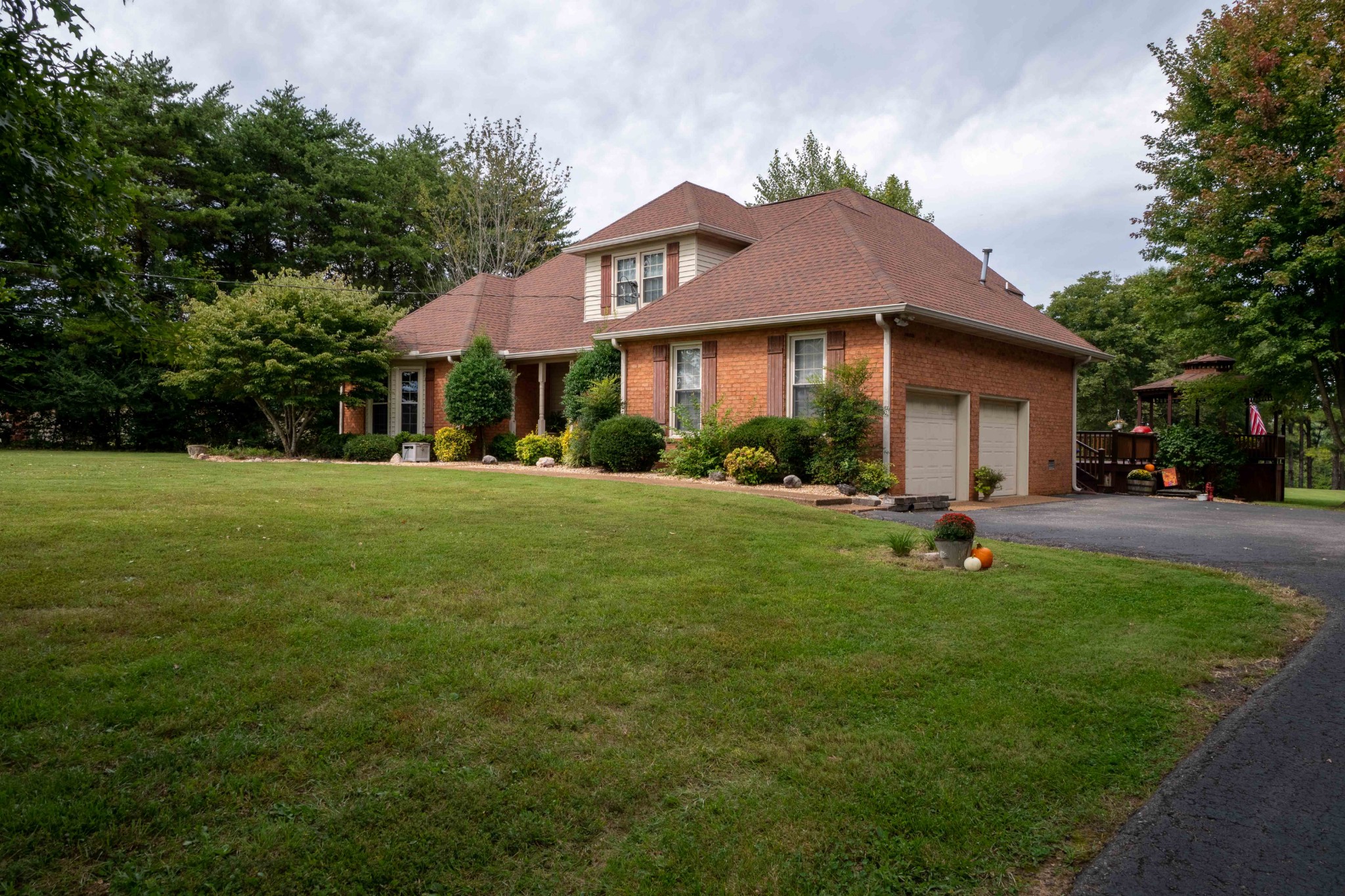 495 Marlin Road White House, TN 37188 - Photo 3 of 29 Gallery Image 3