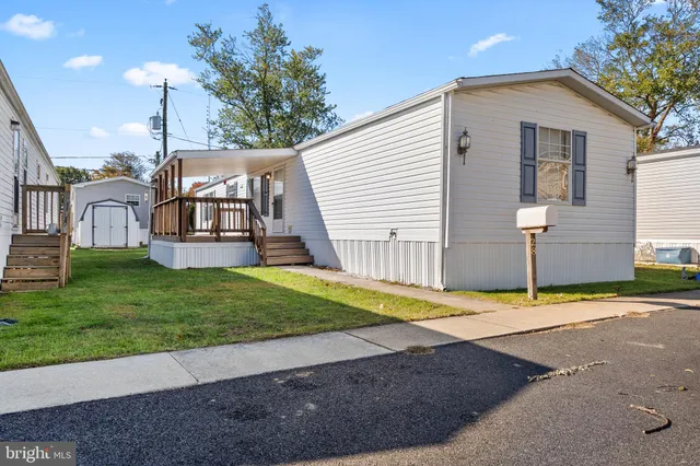 $99,500 | 28 Winterset Road, Wilmington, DE 19810