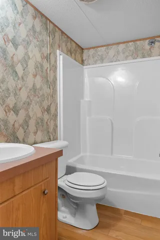 $99,500 | 28 Winterset Road, Wilmington, DE 19810