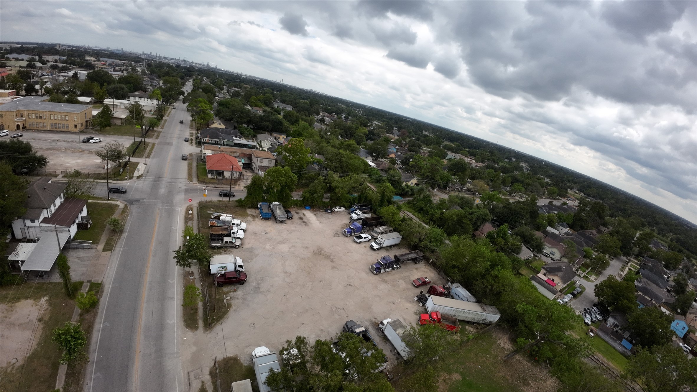 7206 Capitol Street Houston, TX 77011 - Photo 2 of 5 an aerial view of city and lake