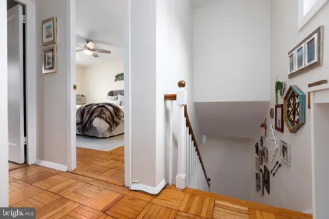 $400,000 | 3307 Martha Custis Drive, Alexandria, VA 22302