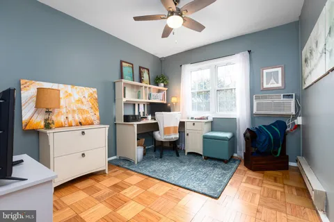 $400,000 | 3307 Martha Custis Drive, Alexandria, VA 22302