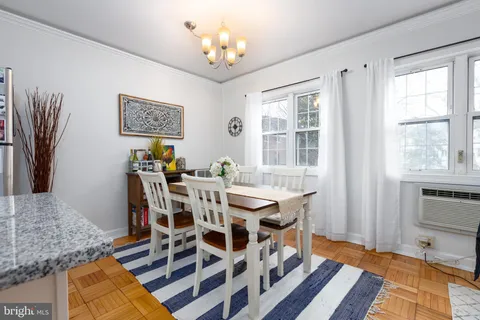 $400,000 | 3307 Martha Custis Drive, Alexandria, VA 22302