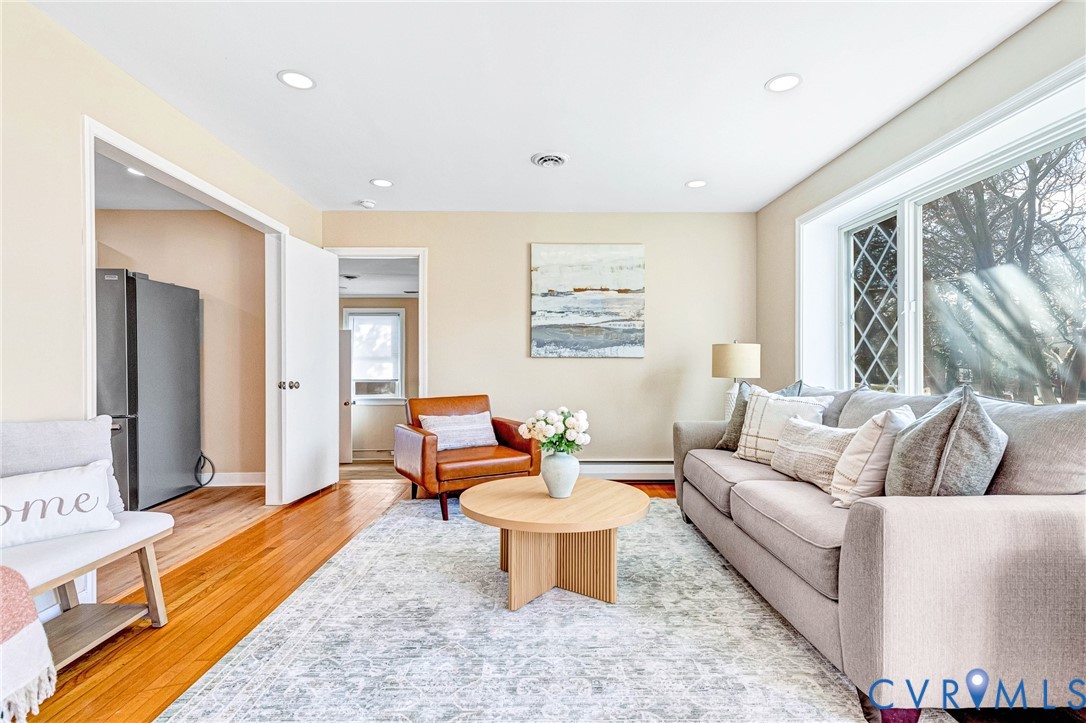 9322 Overhill Road Henrico, VA 23229 - Photo 12 of 55