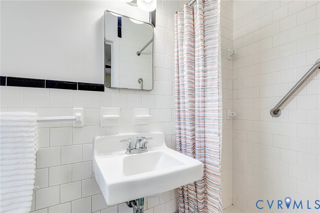 9322 Overhill Road Henrico, VA 23229 - Photo 37 of 55