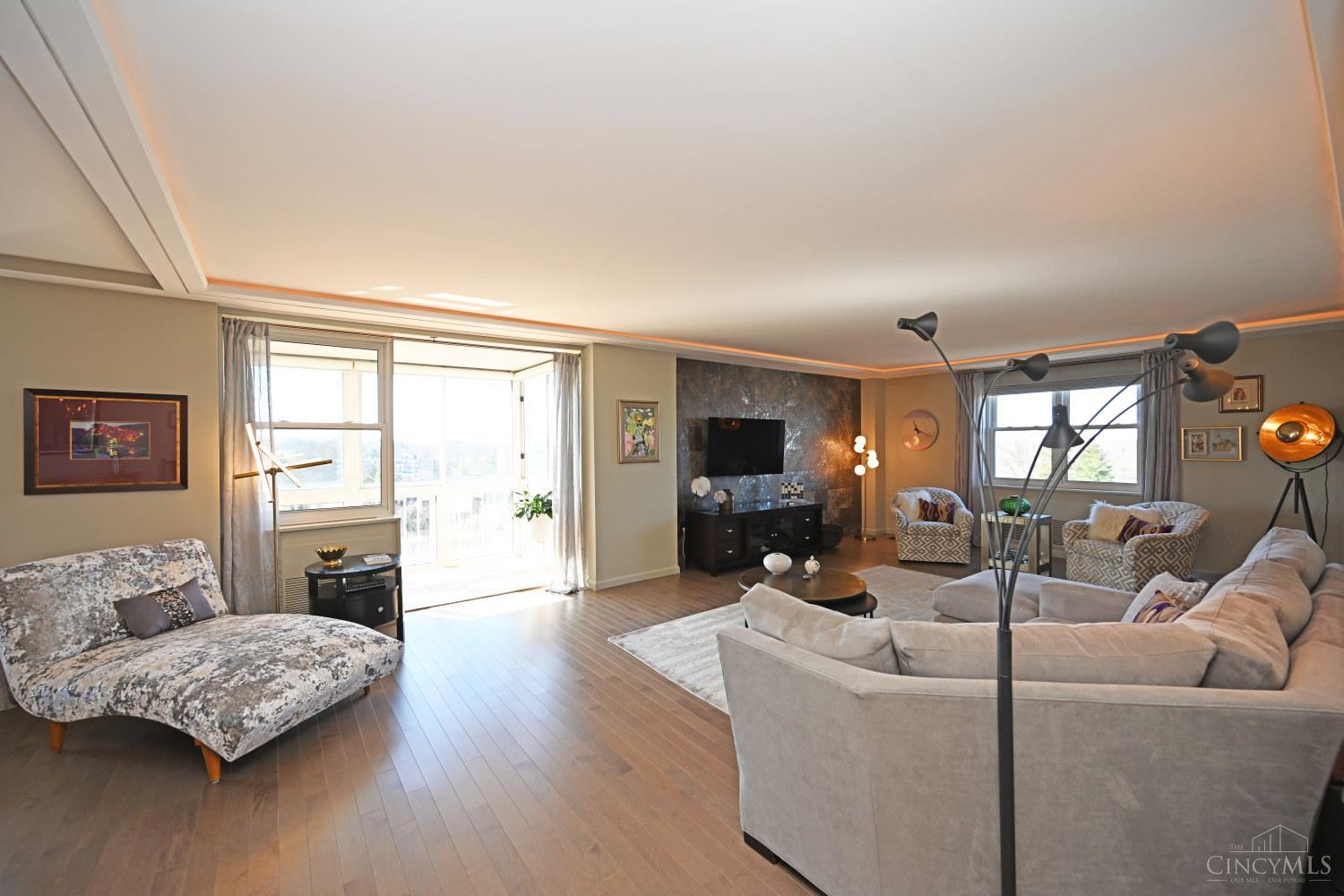 2444 Madison Road, Unit 1106 Cincinnati, OH 45208 - Photo 14 of 75 Gallery Image 14