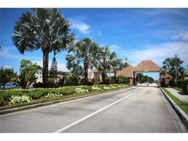 256 Mansfield F, Unit G Boca Raton, FL 33434 - Photo 30 of 40 CENTURY VILLAGE GATE ENTRANCE