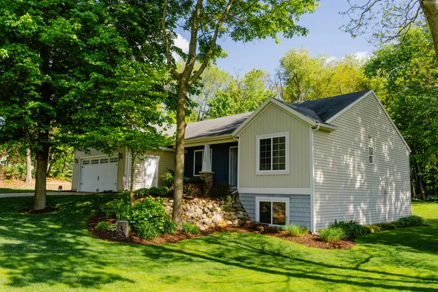 $490,000 | 11775 Crystal Ridge Drive Northeast, Sparta, MI 49345