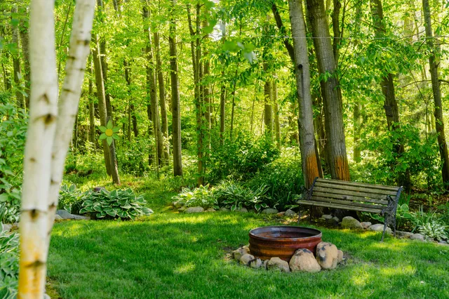 $490,000 | 11775 Crystal Ridge Drive Northeast, Sparta, MI 49345