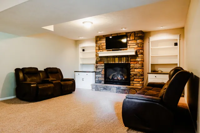 $490,000 | 11775 Crystal Ridge Drive Northeast, Sparta, MI 49345