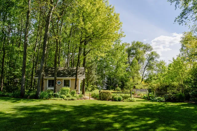 $490,000 | 11775 Crystal Ridge Drive Northeast, Sparta, MI 49345