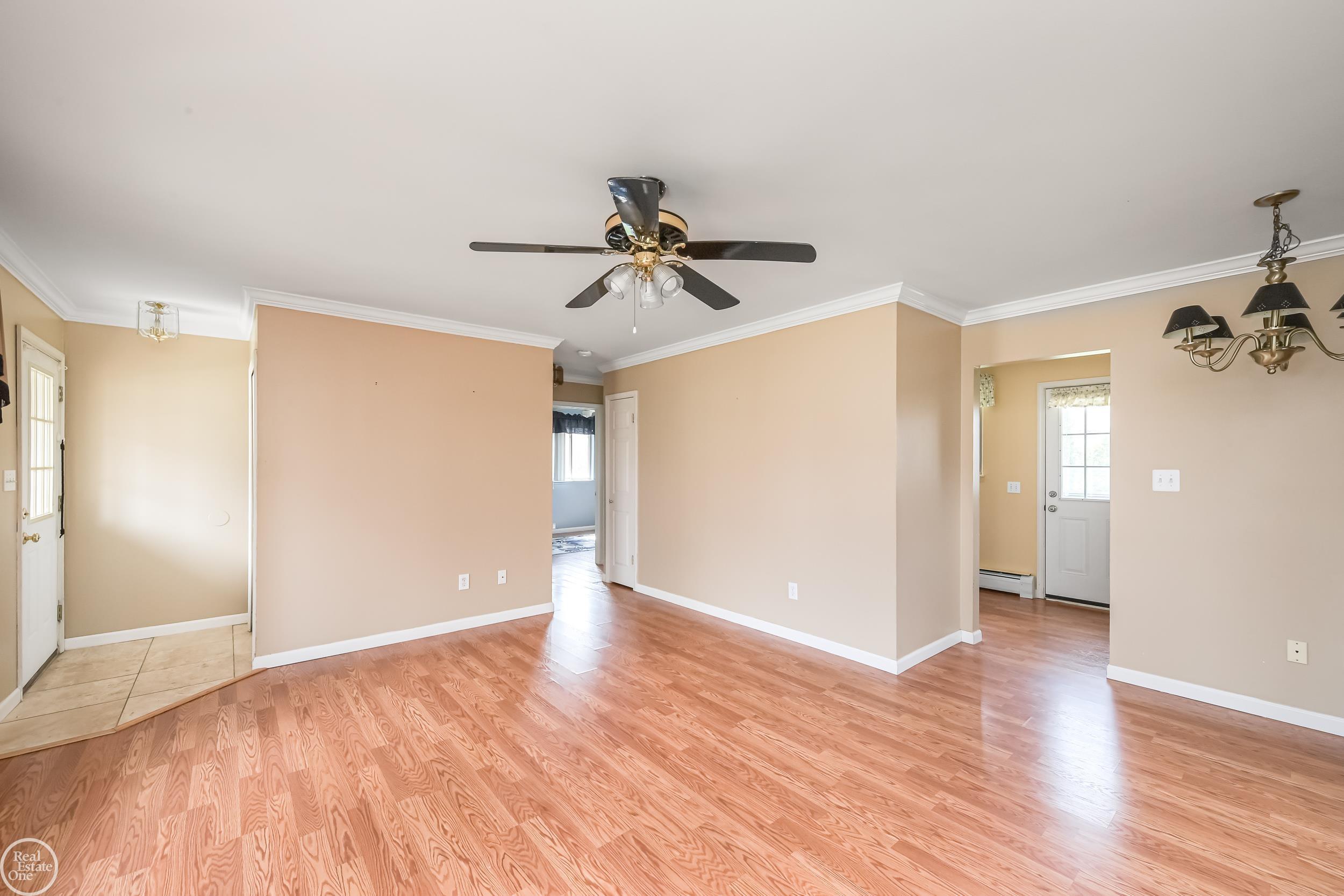 11350 Canal Road Sterling Heights, MI 48314 - Photo 8 of 21 Living Room/Dining Room
