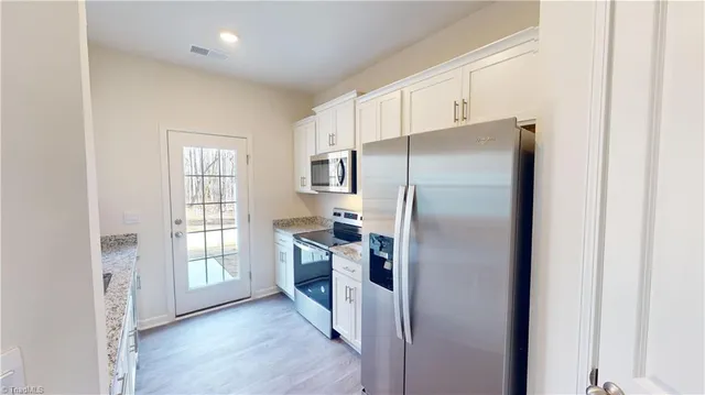 $1,795 | 1139 Evelynnview Lane, Kernersville, NC 27284