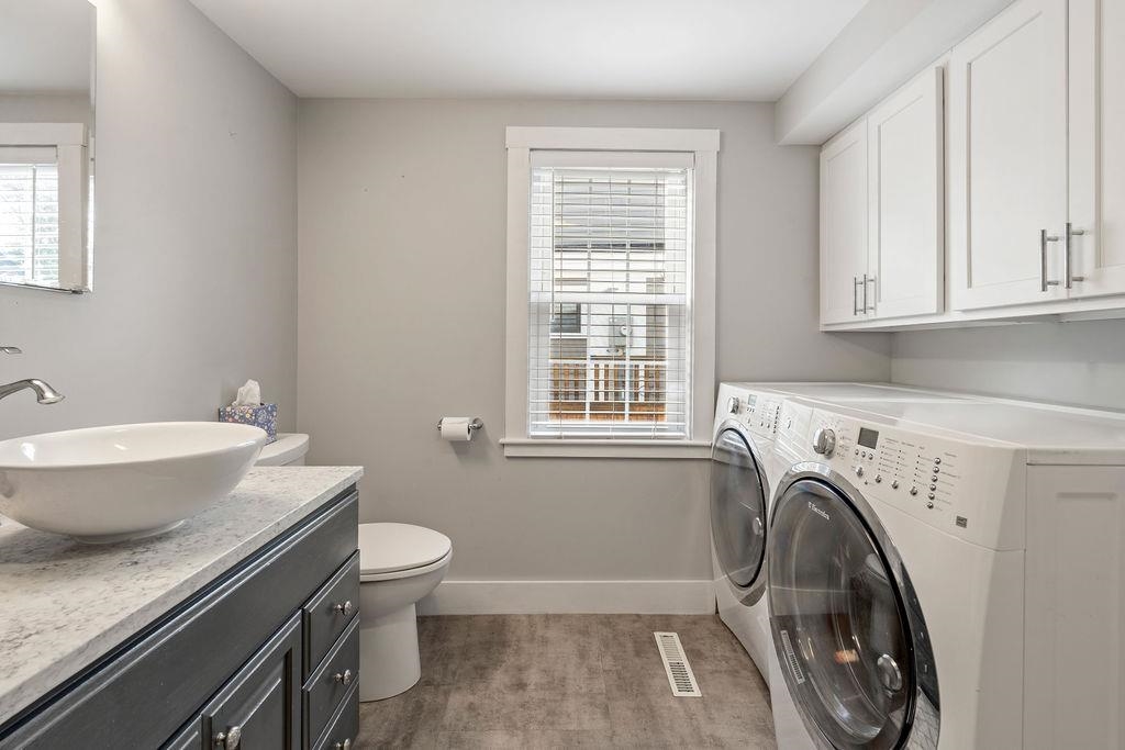 44 Franklin Street Exeter, NH 03833 - Photo 13 of 23