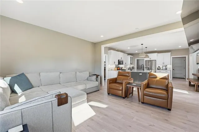 $519,750 | 1303 Larson Avenue, Warrensburg, MO 64093