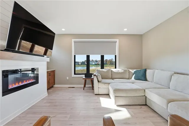 $519,750 | 1303 Larson Avenue, Warrensburg, MO 64093