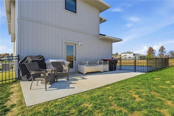 $499,900 | 1303 Larson Avenue, Warrensburg, MO 64093