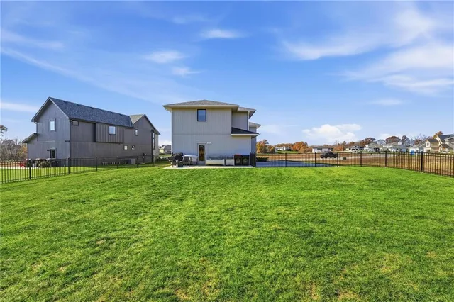 $519,750 | 1303 Larson Avenue, Warrensburg, MO 64093