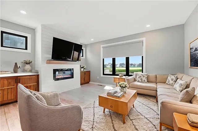 $519,750 | 1303 Larson Avenue, Warrensburg, MO 64093