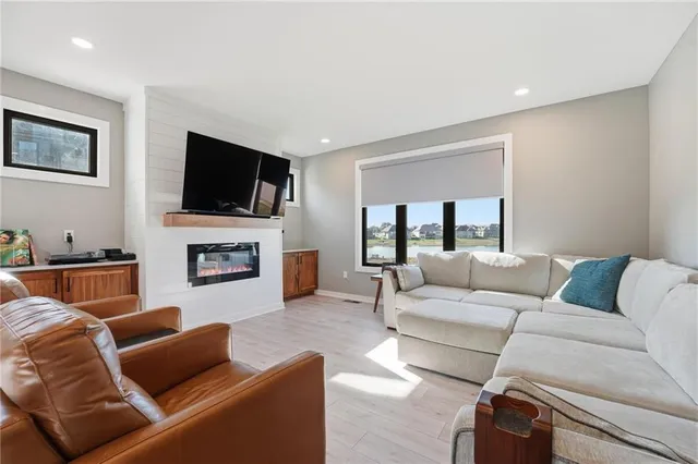 $519,750 | 1303 Larson Avenue, Warrensburg, MO 64093