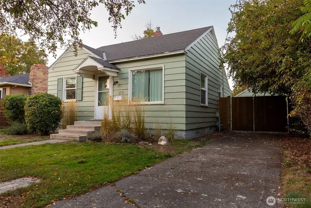 $305,000 | 319 East Chestnut Street, Walla Walla, WA 99362