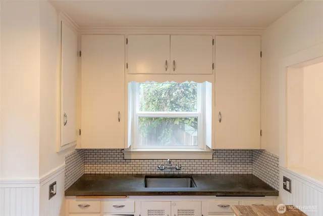 $305,000 | 319 East Chestnut Street, Walla Walla, WA 99362