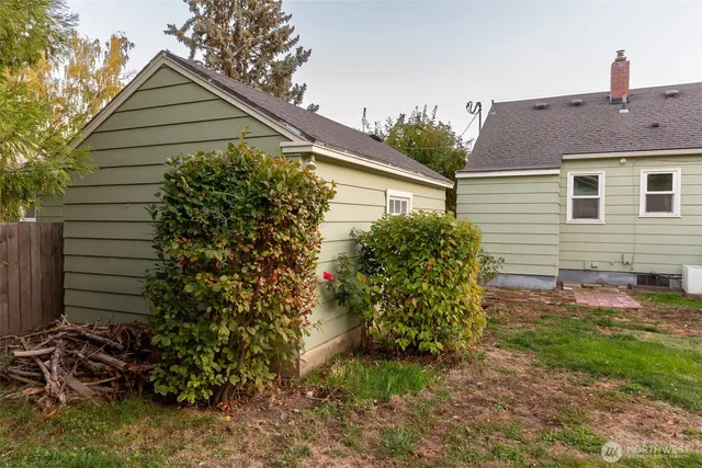 $315,000 | 319 East Chestnut Street, Walla Walla, WA 99362