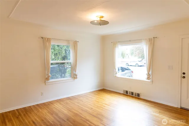 $315,000 | 319 East Chestnut Street, Walla Walla, WA 99362