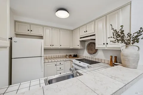 $850,000 | 51 Cypress Place, Sausalito, CA 94965